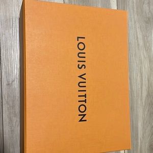 Louis Vuitton box
